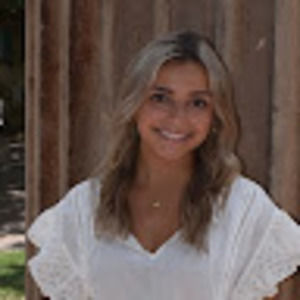 Meet your Posher, Isabel